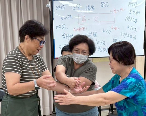 《我們的生命故事列車-老吾老》長者故事班(標題圖檔)