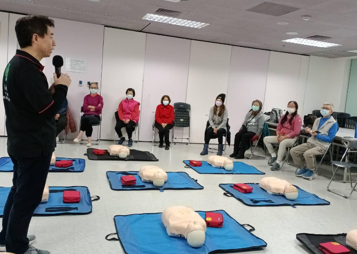 112年 照顧技巧訓練課程(標題圖檔)