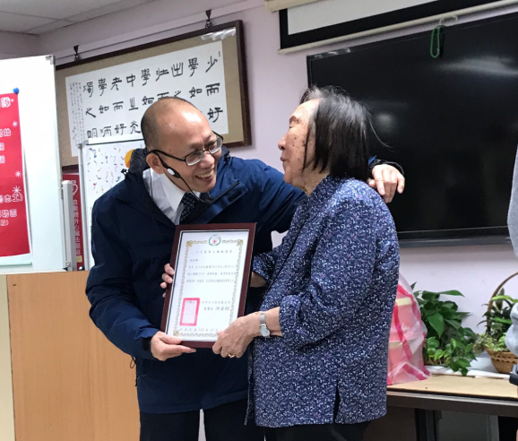 【賀】豆豆志工隊3度榮獲「評鑑績優」志工團隊(標題圖檔)