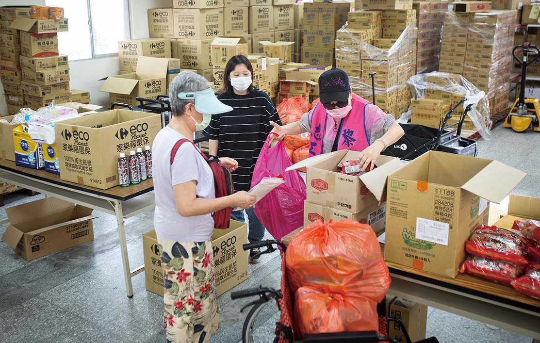 5月疫情使萬華成全台重災區，癱瘓社福最前線！各方人馬如何補位，再造韌性台北？(標題圖檔)